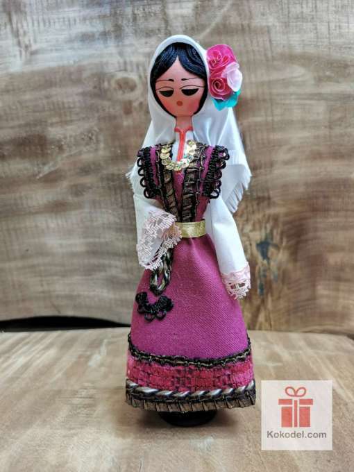 Кукла с българска носия 017